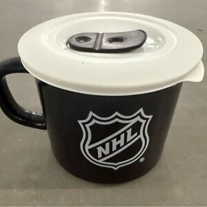 NHL Black and White Mug with Lid